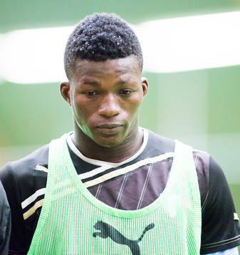 Benjamin Fadi, 17år, Ghana, provspelar för Malmö FF
