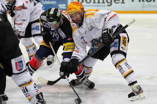 Zug; Eishockey NLA - EV Zug - HC Lugano; Henrik Zetterberg