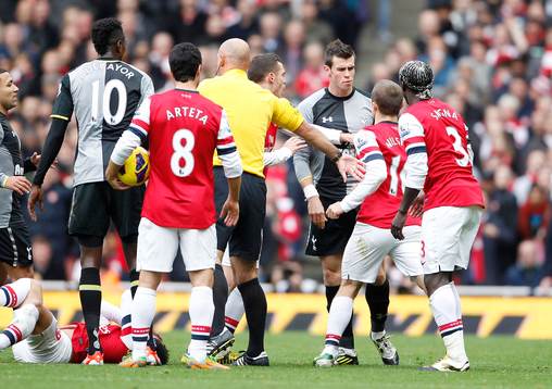 Football - Arsenal v Tottenham Hotspur - Barclays Premier