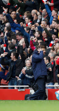 Football - Arsenal v Tottenham Hotspur - Barclays Premier
