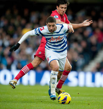 Bläddra bland fler bilder av Fotboll, Premier League, Queens PR v Southampton