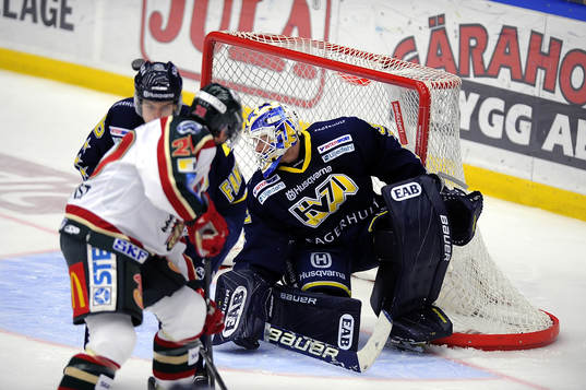 Gustaf Wesslau, målvakt HV71