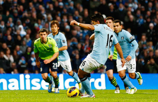 Football - Manchester City v Aston Villa - Barclays Premier
