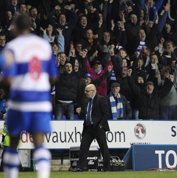 Football - Reading v Everton - Barclays Premier League  -