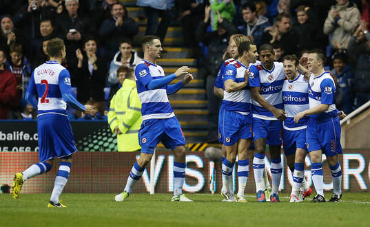 Football - Reading v Everton - Barclays Premier League  -