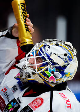 Jhonas Enroth, målvakt, Almtuna
