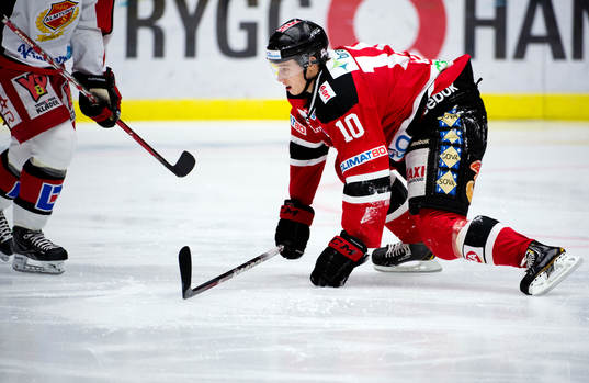 Robin Alvarez, Malmö Redhawks, spelade bara ett byte innan