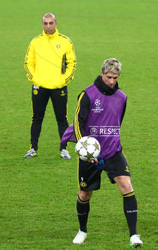 Football - Chelsea Training  - Juventus Stadium, Turin,