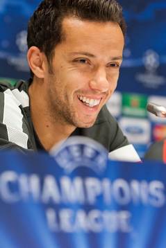 NENE - 20.11.2012 - Conference de presse du PSG a Kiev