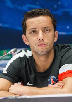 NENE - 20.11.2012 - Conference de presse du PSG a Kiev