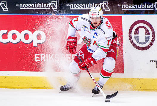 Morten Madsen, Modo