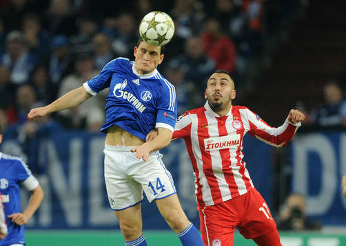 v.l. Kyriakos Papadopoulos, Kostas Mitroglou (Piraeus)