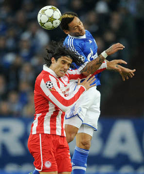 v.l. Francois Modesto, Jermaine Jones (Schalke)