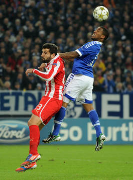 v.l. Dimitris Siovas, Jefferson Farfan (Schalke)
