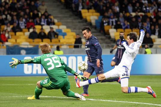 But EZEQUIEL LAVEZZI - 21.11.2012 - Dinamo Kiev / Paris