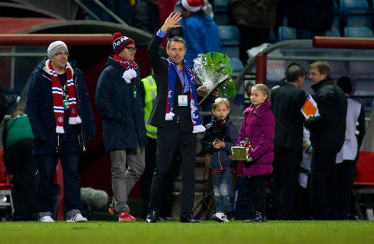 Erik Wahlstedt, Helsingborg, tackas av