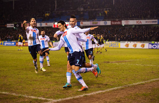 Edinson Cavani, Napoli, jublar