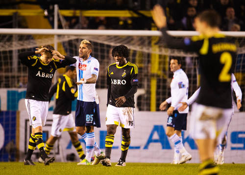 Viktor Lundberg och Mohamed Bangura, AIK, deppar