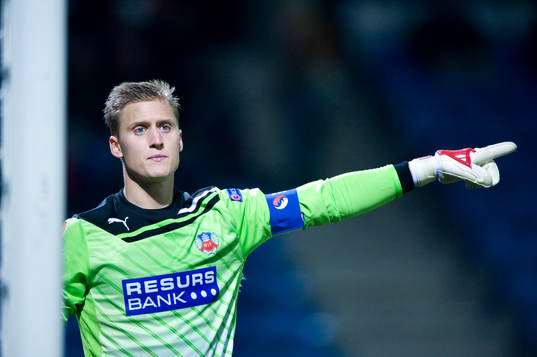 Pär Hansson, målvakt, Helsingborg, dirigerar
