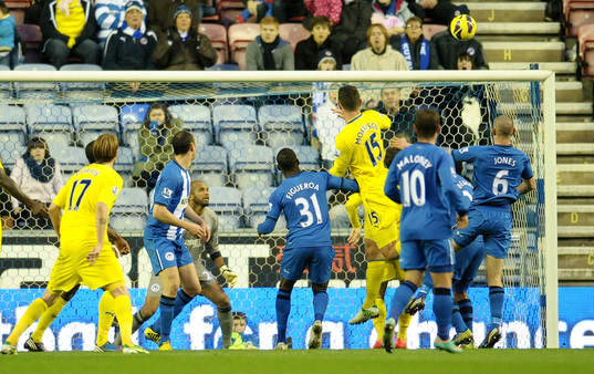 Football - Wigan Athletic v Reading - Barclays Premier
