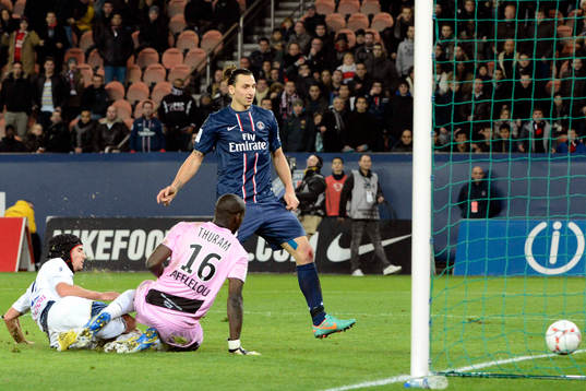 But Zlatan IBRAHIMOVIC - 24.11.2012 - PSG / Troyes - 14eme