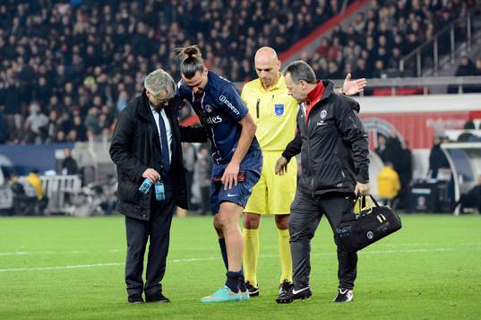 Blessure Zlatan IBRAHIMOVIC - 24.11.2012 - PSG / Troyes -