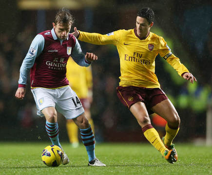 Football - Aston Villa v Arsenal - Barclays Premier League