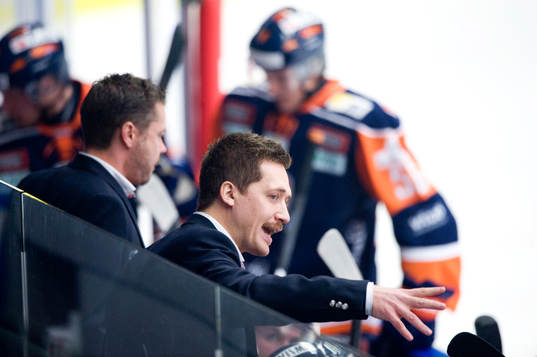Sam Hallam, coach, Växjö och Fredrik Hellgren,
