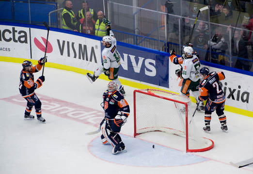 4-3, Färjestad reduserar, målvakt deppar