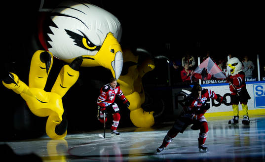 Alexander Bergström, Malmö Redhawks, kommer in på isen