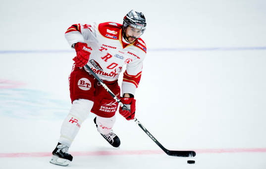 Florian Iberer, Troja Ljungby skjuter ett skott