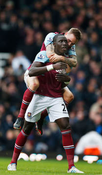 Football - West Ham United v Chelsea - Barclays Premier