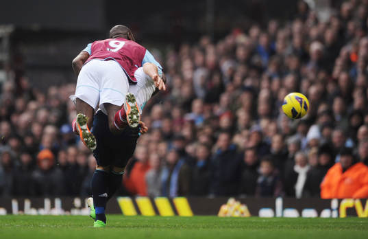 Football - West Ham United v Chelsea - Barclays Premier
