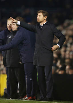 Football - Fulham v Tottenham Hotspur - Barclays Premier