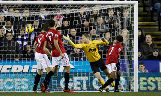 Football - Reading v Manchester United - Barclays Premier