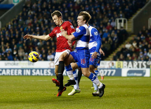 Football - Reading v Manchester United - Barclays Premier