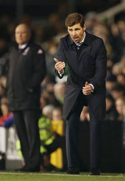 Football - Fulham v Tottenham Hotspur - Barclays Premier