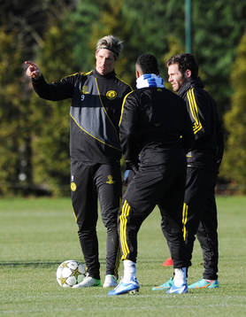Football - Chelsea Training - Chelsea Training Ground -