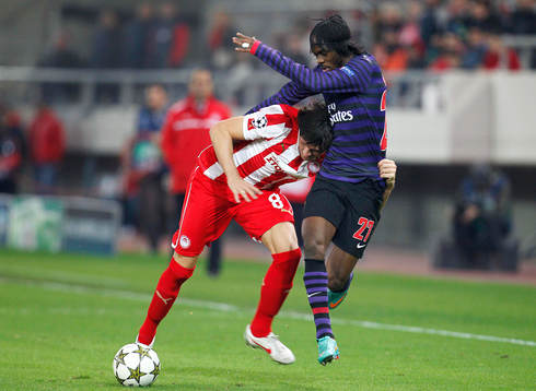 Football - Olympiakos v Arsenal - UEFA Champions League