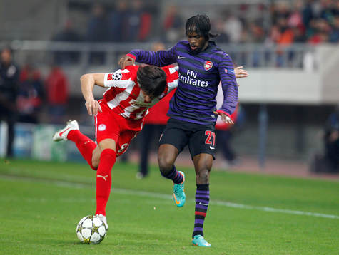Football - Olympiakos v Arsenal - UEFA Champions League