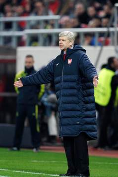 Football - Olympiakos v Arsenal - UEFA Champions League
