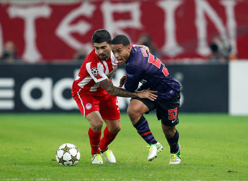 Football - Olympiakos v Arsenal - UEFA Champions League