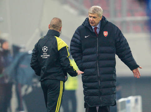 Football - Olympiakos v Arsenal - UEFA Champions League