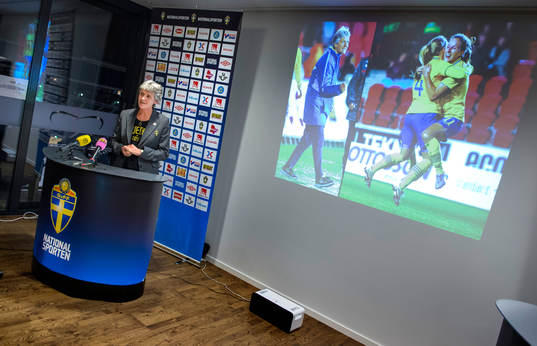 Pia Sundhage, förbundskapten damlandslaget