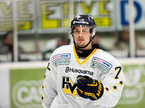 Patrik Carlsson, HV71, tvåmålskytt