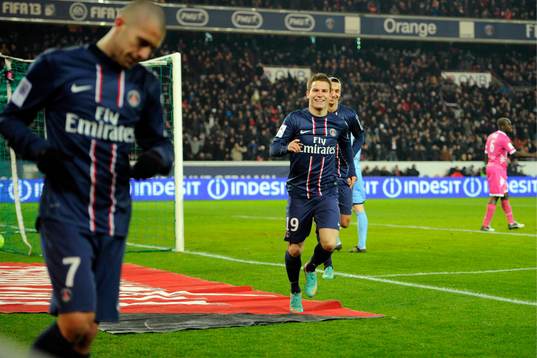 Joie de Kevin GAMEIRO - 08.12.2012 - PSG /Evian Thonon -