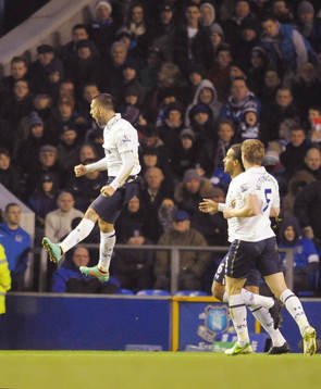 Football - Everton v Tottenham Hotspur - Barclays Premier