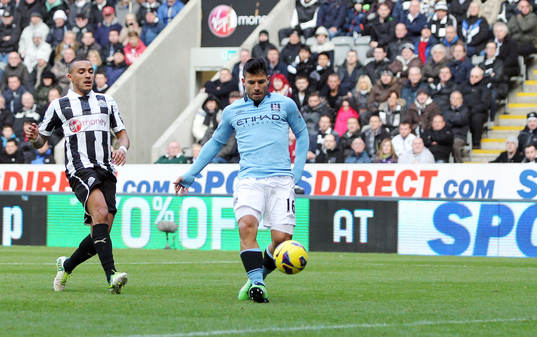 Football - Newcastle United v Manchester City - Barclays