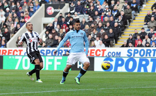 Football - Newcastle United v Manchester City - Barclays