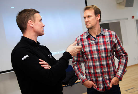 Nicklas Lidström överraskar Sveriges JVM-lag med en visit